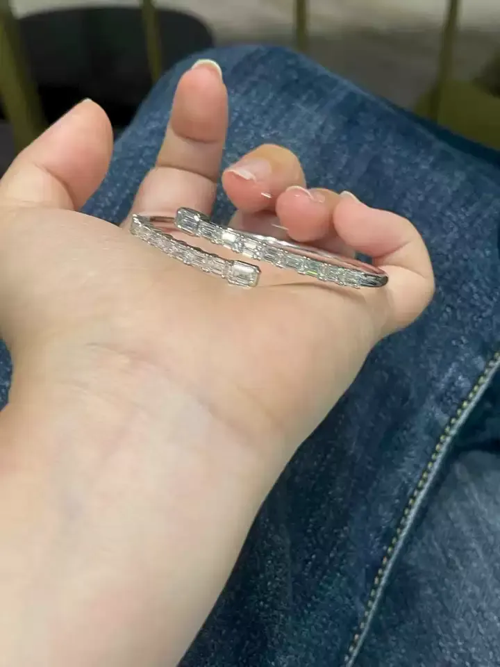 Customer photo 1 from a Kingdom Bracelet Emerald Cuff review