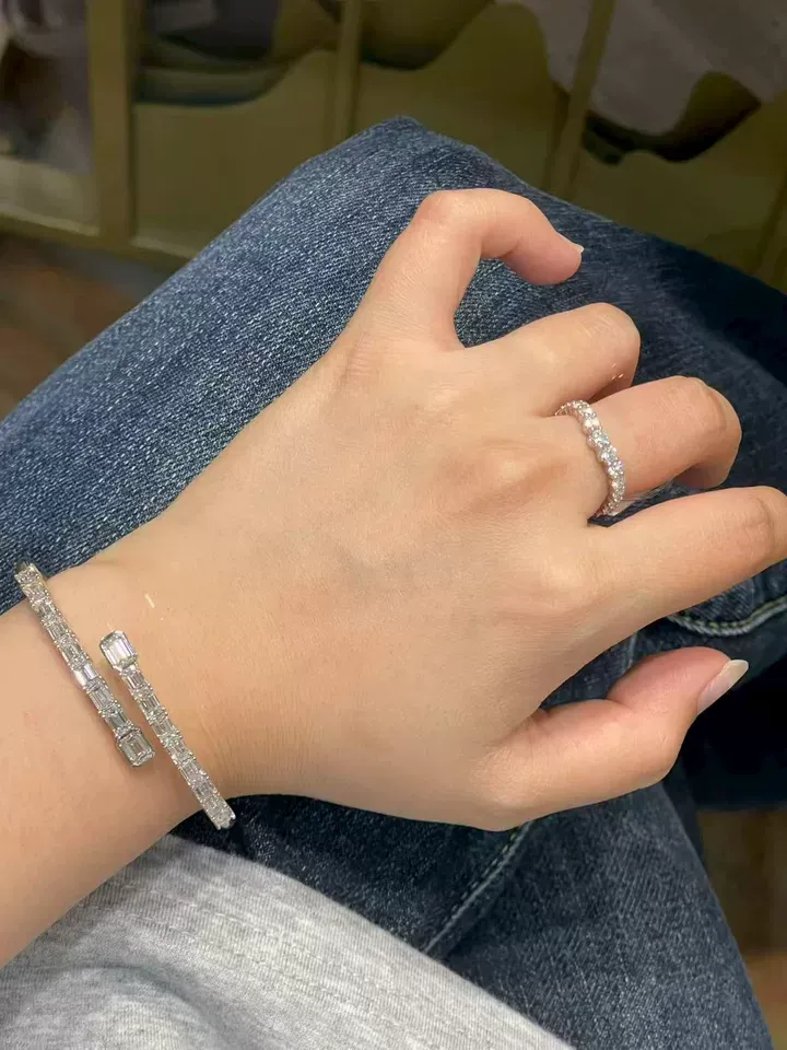 Customer photo 3 from a Kingdom Bracelet Emerald Cuff review