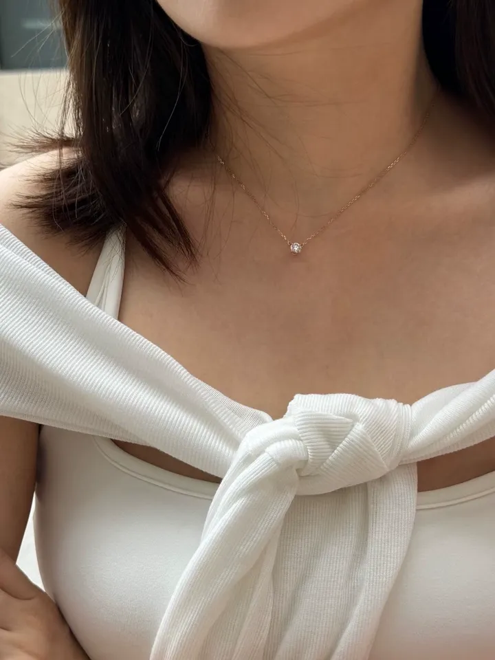 Customer photo 1 from a Kingdom Necklace Bubble review