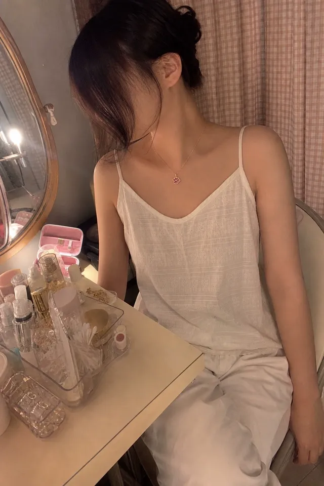 Customer photo 3 from a Kingdom Necklace Cat Paw review