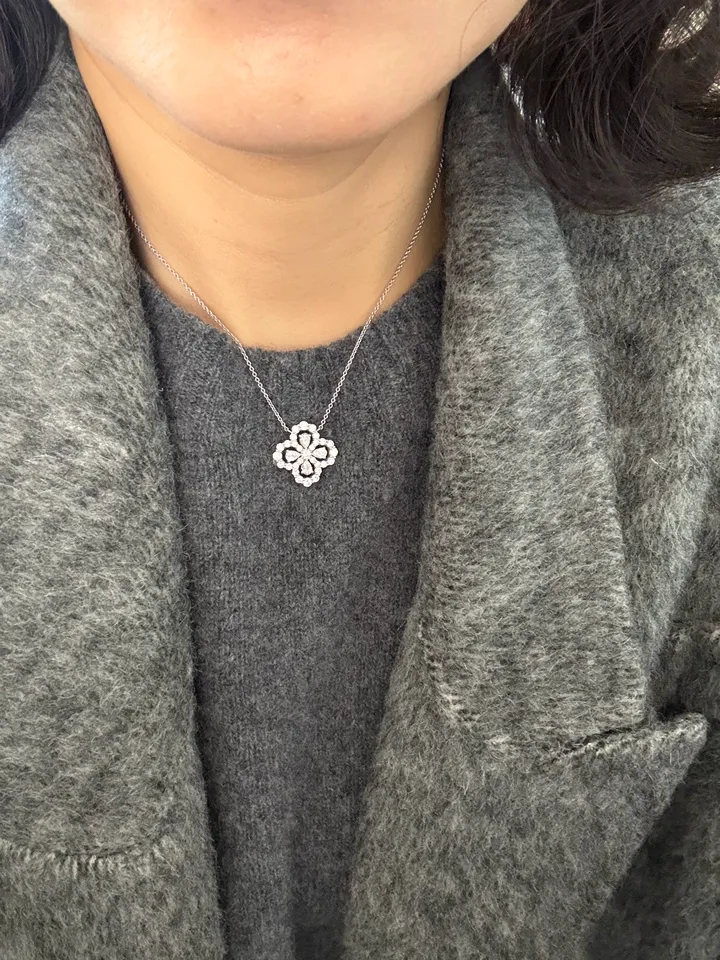 Customer photo 4 from a Kingdom Necklace Four-Leaf Clover review
