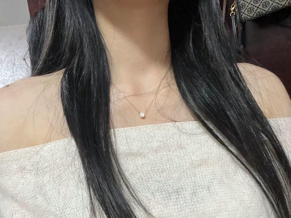 Customer photo 2 from a Kingdom Necklace Six Prong review