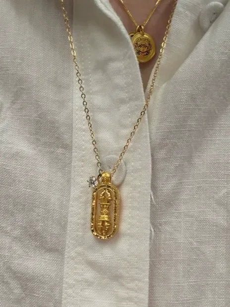 Customer photo 1 from a Kingdom Necklace Solitaire review