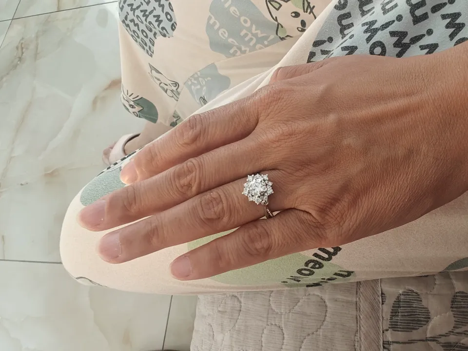 Customer photo 2 from a Kingdom Ring Starburst Halo review